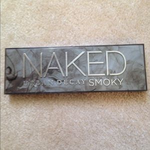 Naked Smokey Palette